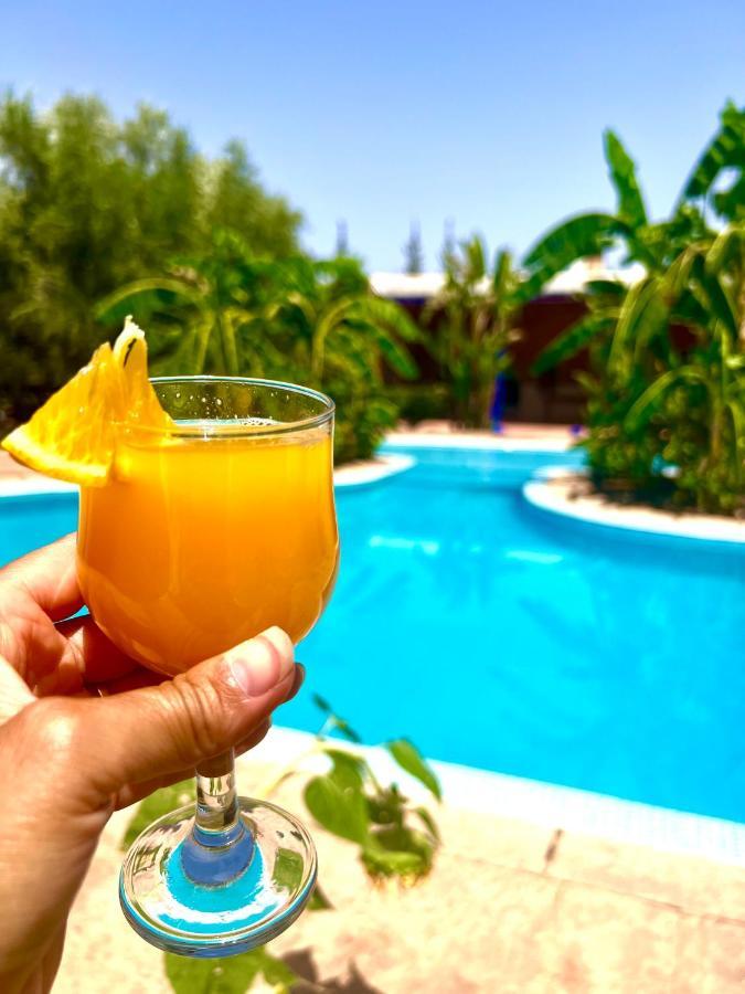 Le Domaine De Carole Marrakech Bed and Breakfast Douar Akkara Exteriör bild