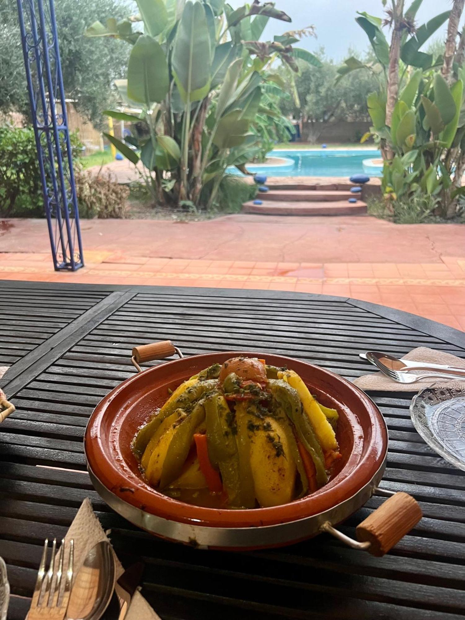 Le Domaine De Carole Marrakech Bed and Breakfast Douar Akkara Exteriör bild